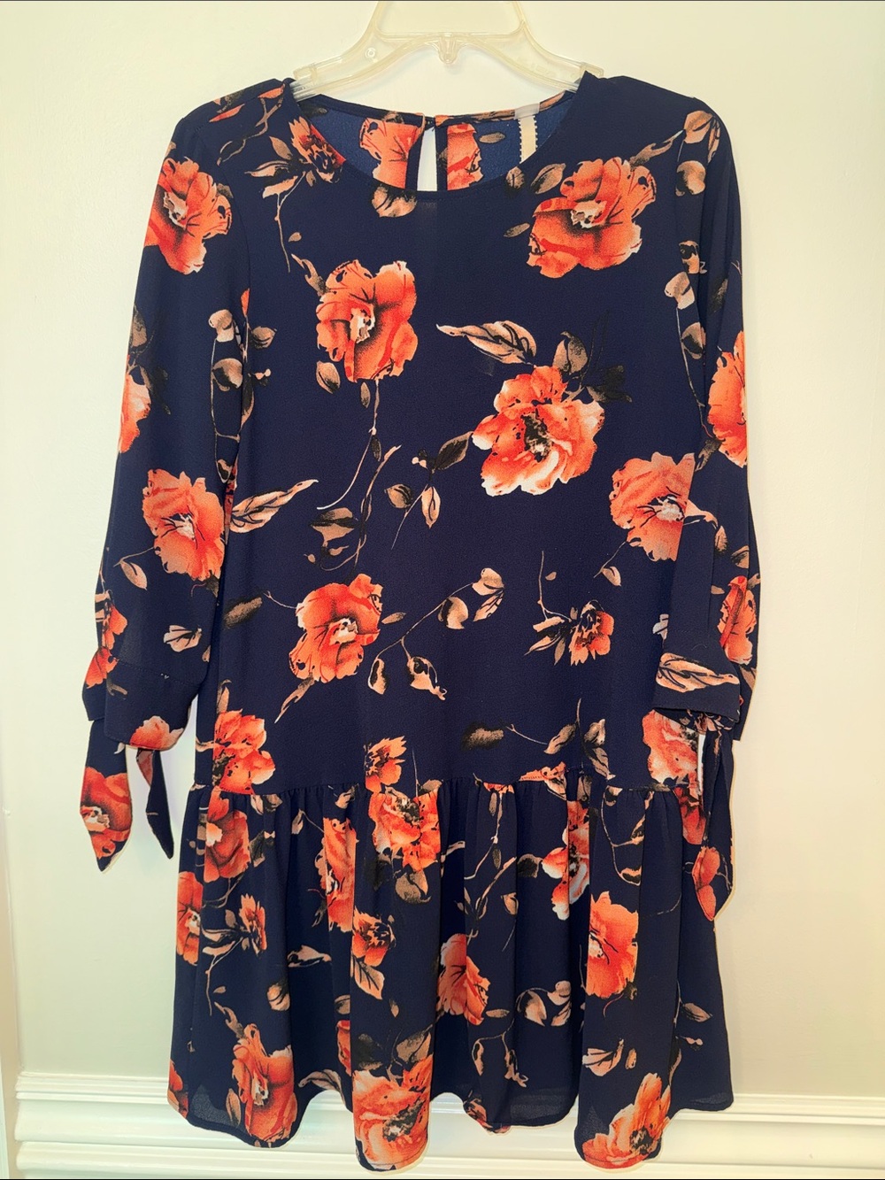Uncle Frank Navy Blue Floral Print Dress with ties Small EUC Fall women’s dress